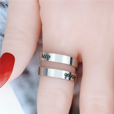 Bague en acier titane, continuez à baiser, bague d'amoureux alphabétique